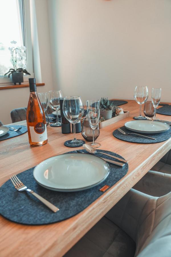 Ferienwohnung Steinablick Mit Grossem Balkon & Garage Ühlingen-Birkendorf Extérieur photo